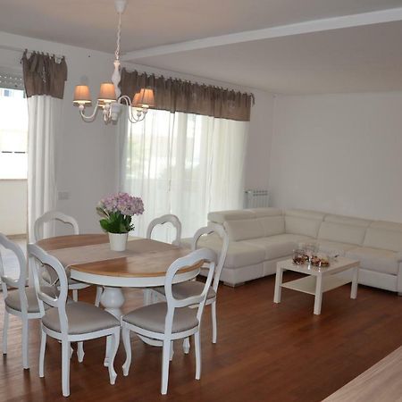 Porto Nuovo Holiday Home โมโนโปลี ภายนอก รูปภาพ