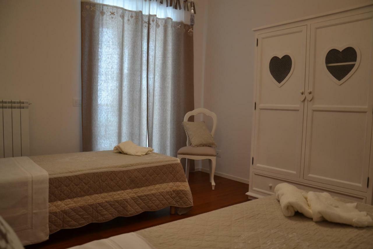 Porto Nuovo Holiday Home โมโนโปลี ภายนอก รูปภาพ