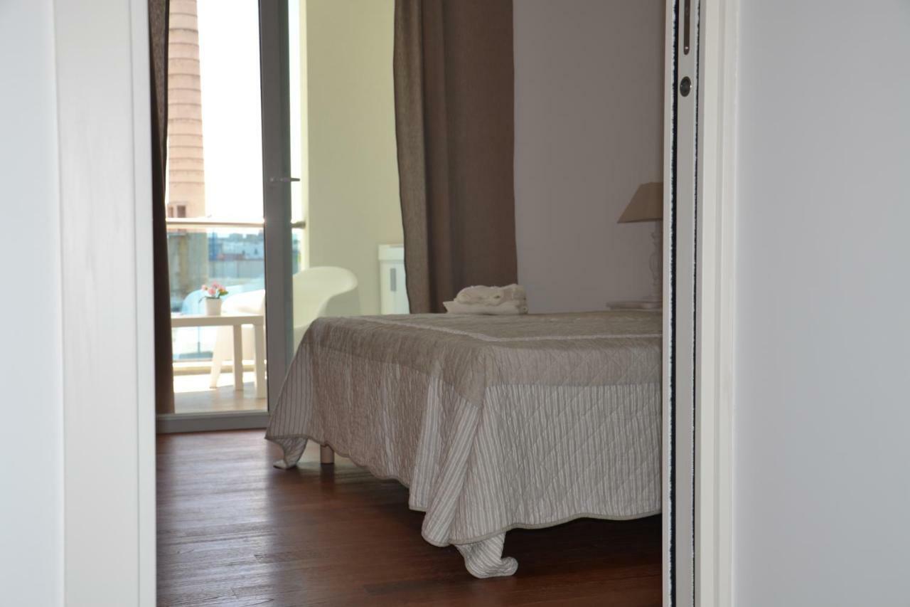 Porto Nuovo Holiday Home โมโนโปลี ภายนอก รูปภาพ