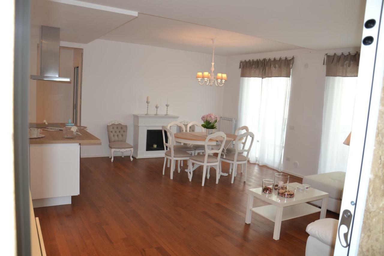 Porto Nuovo Holiday Home โมโนโปลี ภายนอก รูปภาพ